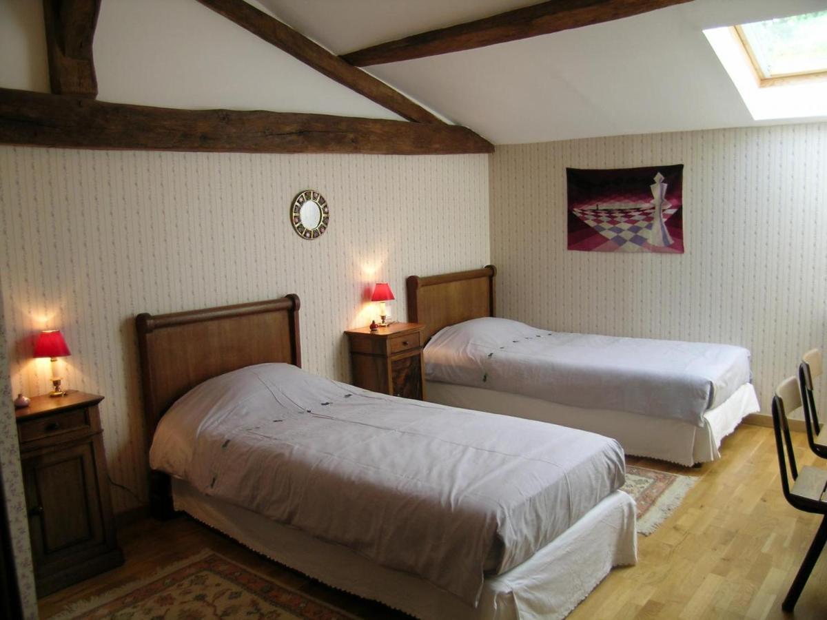 Gite Du Chateau De Pernan Avy ภายนอก รูปภาพ